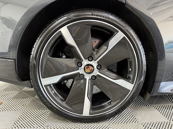 Used Porsche Taycan 2020 for sale - 76039872: Photo 14