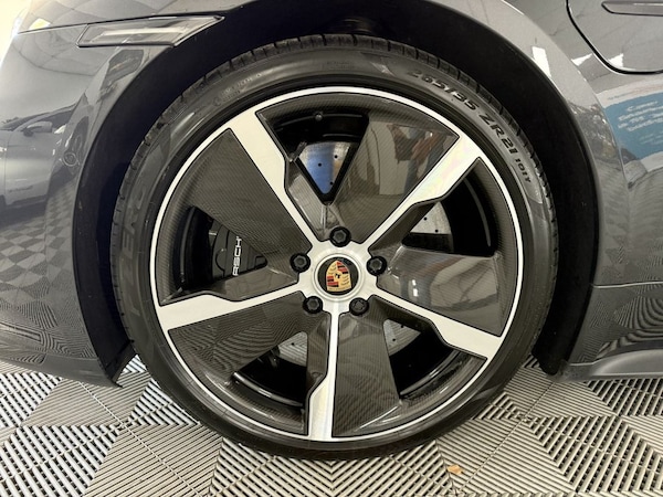 Used Porsche Taycan 2020 for sale - 76039872: Photo 16