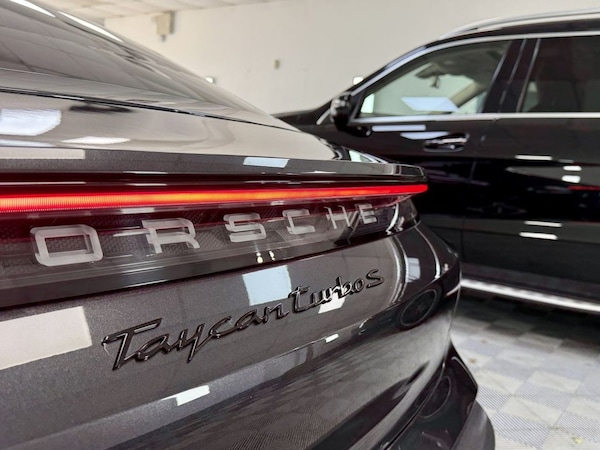 Used Porsche Taycan 2020 for sale - 76039872: Photo 19