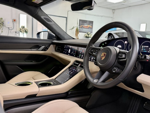 Used Porsche Taycan 2020 for sale - 76039872: Photo 44