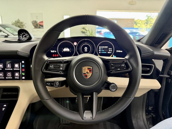 Used Porsche Taycan 2020 for sale - 76039872: Photo 48