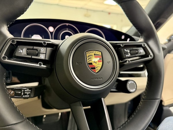 Used Porsche Taycan 2020 for sale - 76039872: Photo 49