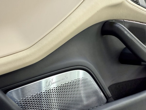 Used Porsche Taycan 2020 for sale - 76039872: Photo 50