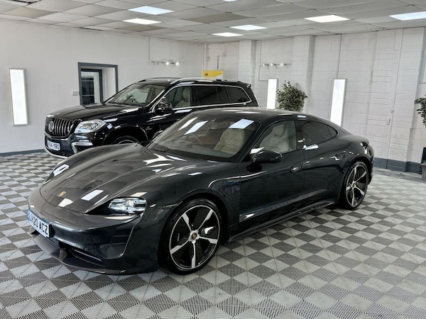 Used Porsche Taycan 2020 for sale - 76039872: Photo 5