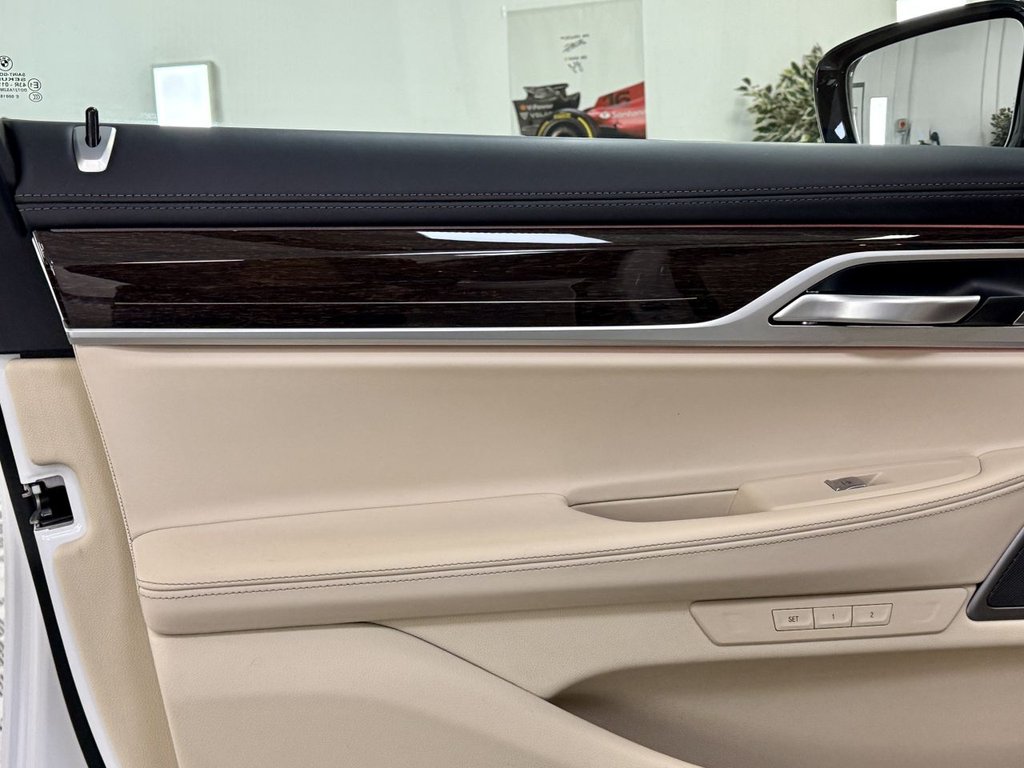 Used BMW 7 Series 2021 for sale - 76973764: Photo 43