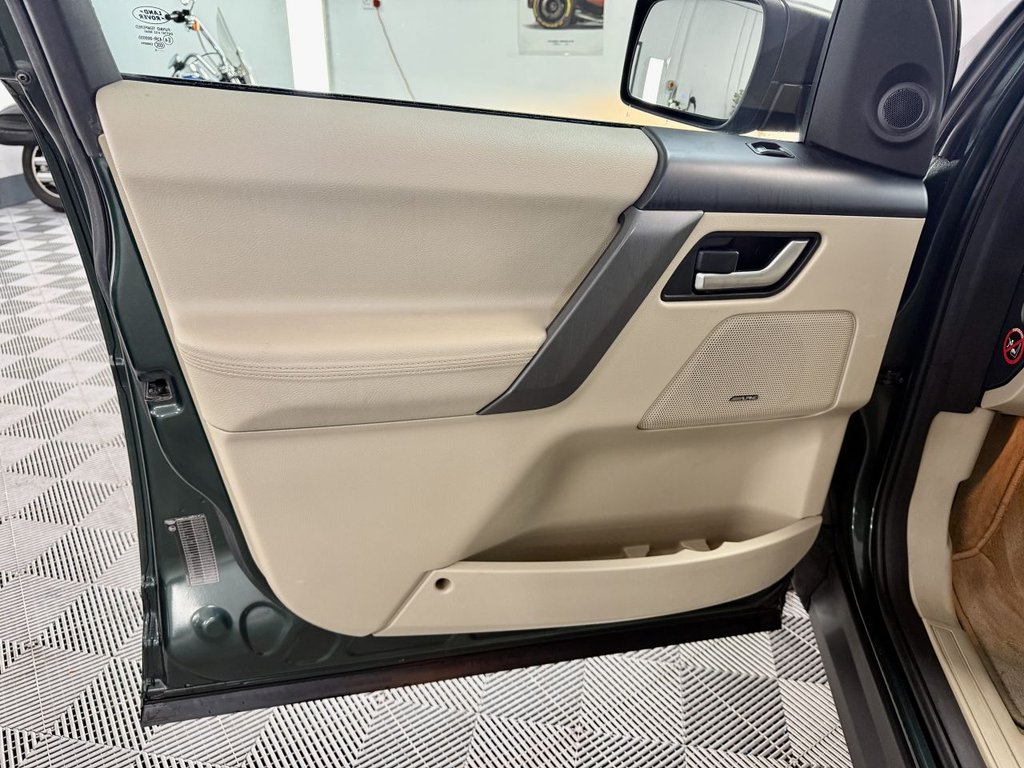 Used Land Rover Freelander 2010 for sale - 76923590: Photo 30