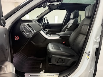 Used Land Rover Range Rover Sport 2018 for sale - 76582820: Photo