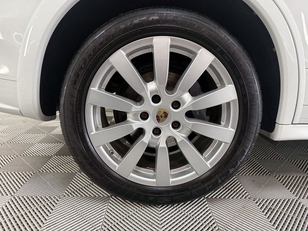 Used Porsche Cayenne 2013 for sale - 77341975: Photo 15