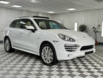 Used Porsche Cayenne 2013 for sale - 77341975: Photo