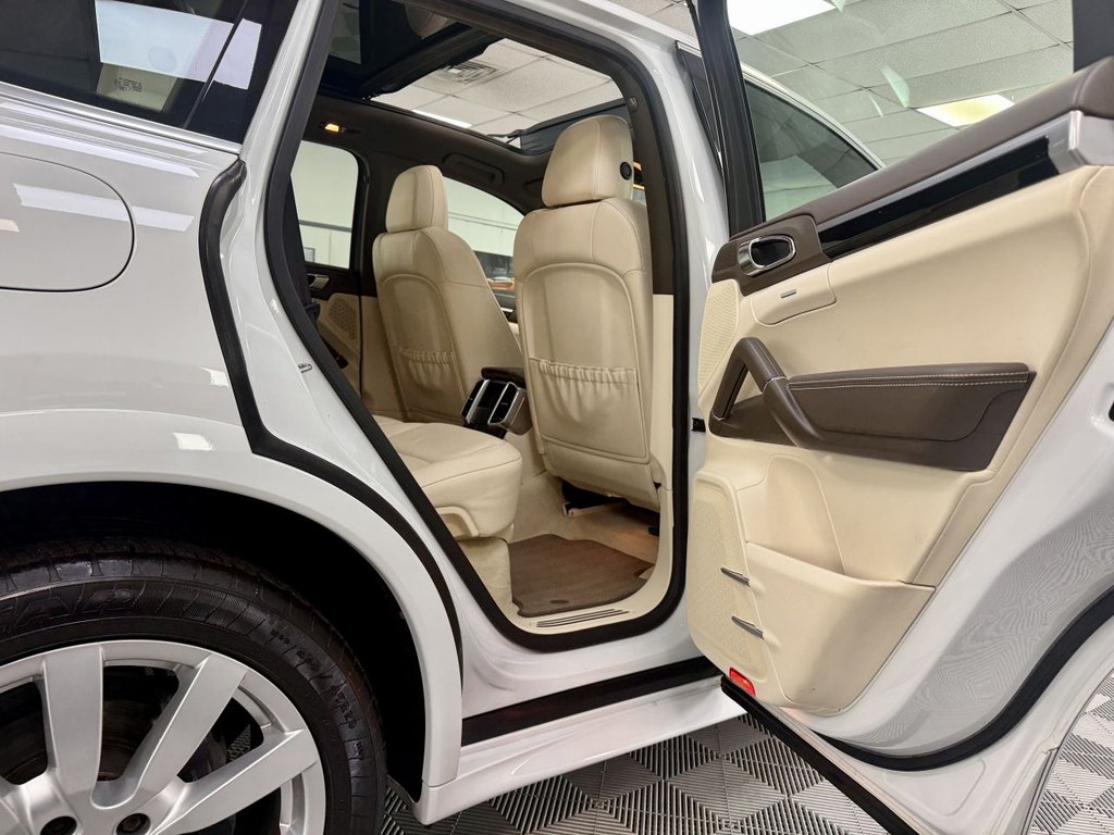 Used Porsche Cayenne 2013 for sale - 77341975: Photo 25