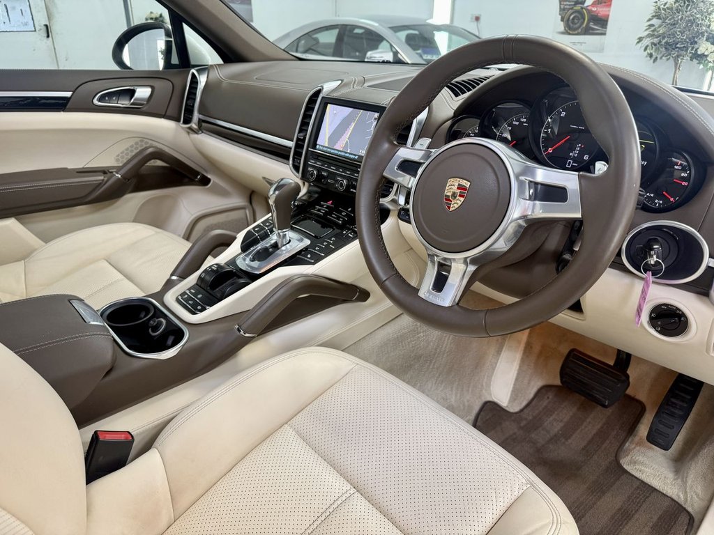 Used Porsche Cayenne 2013 for sale - 77341975: Photo 40