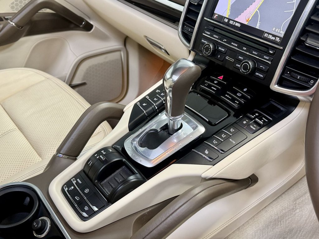 Used Porsche Cayenne 2013 for sale - 77341975: Photo 42