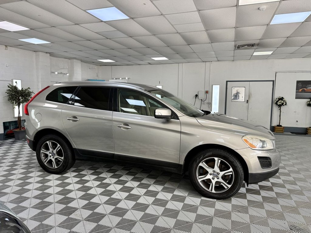 Used Volvo XC60 2011 for sale - 78134486: Photo 11