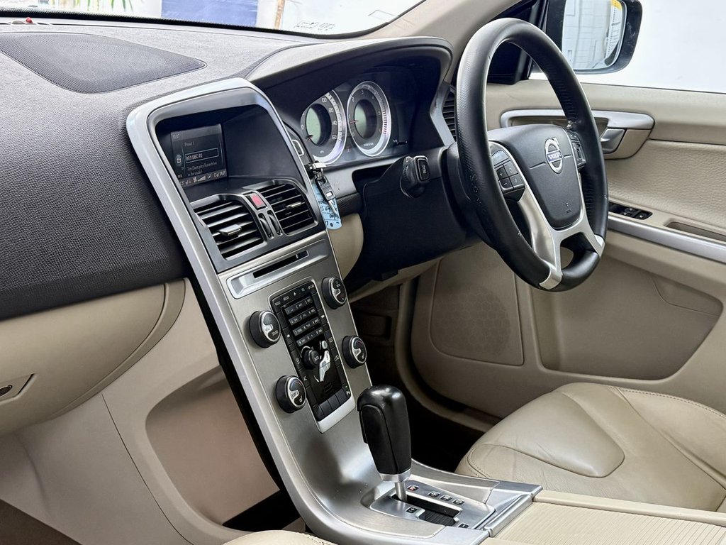 Used Volvo XC60 2011 for sale - 78134486: Photo 22