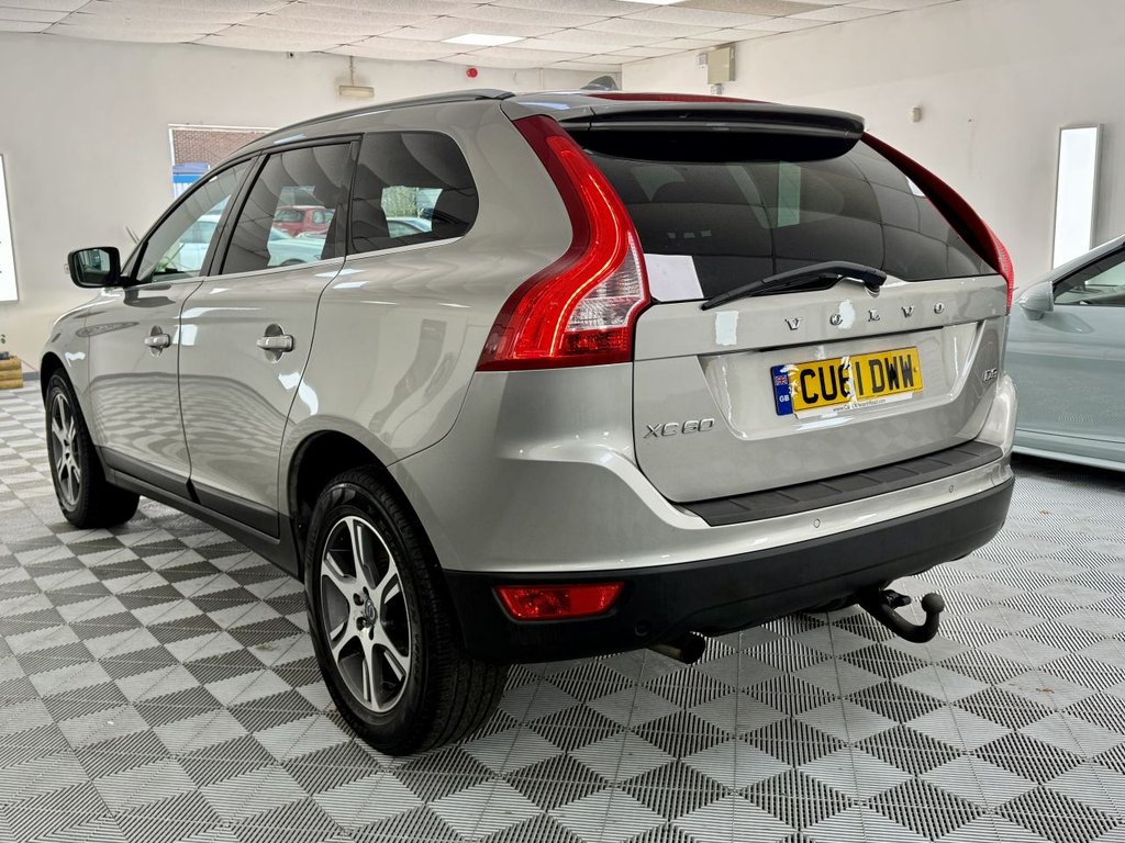 Used Volvo XC60 2011 for sale - 78134486: Photo 8