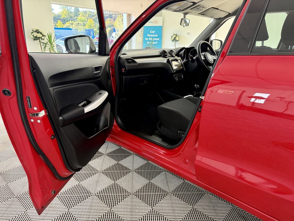 Used Suzuki Swift 2018 for sale - 76376166: Photo 19