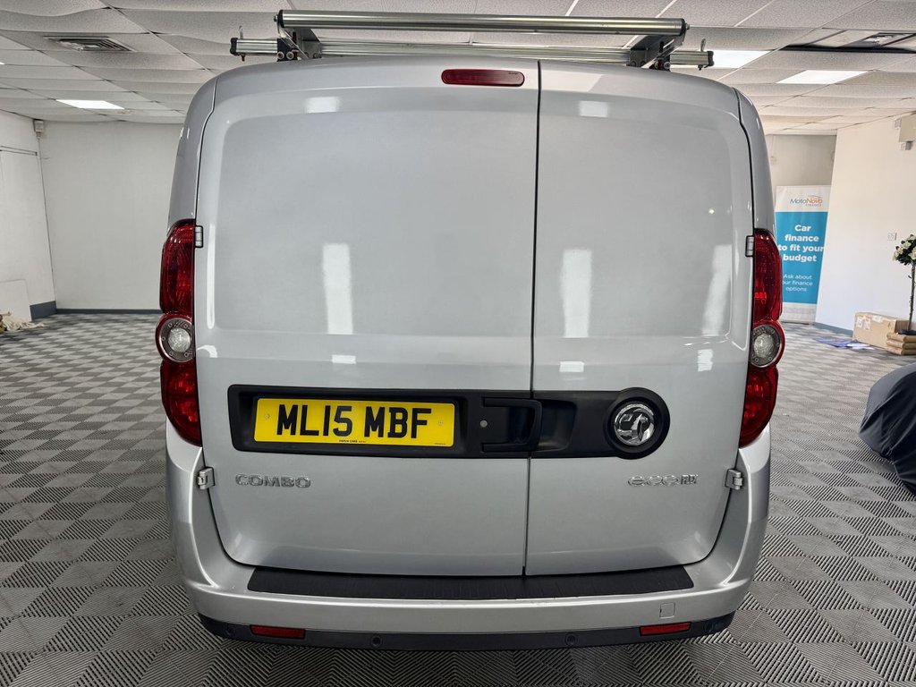Used Vauxhall Combo 2015 for sale - 75088006: Photo 9
