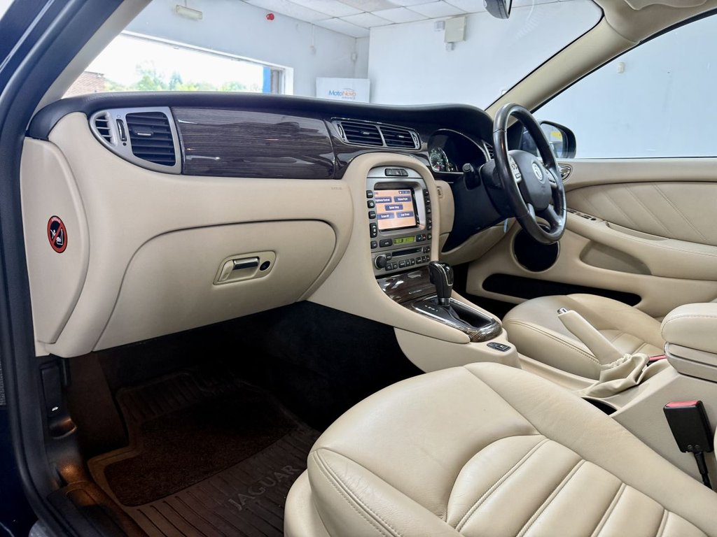 Used Jaguar X-Type 2009 for sale - 76256480: Photo 22