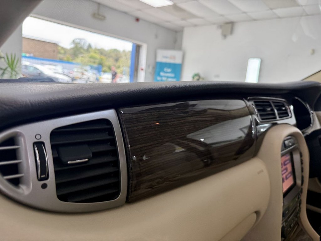 Used Jaguar X-Type 2009 for sale - 76256480: Photo 24