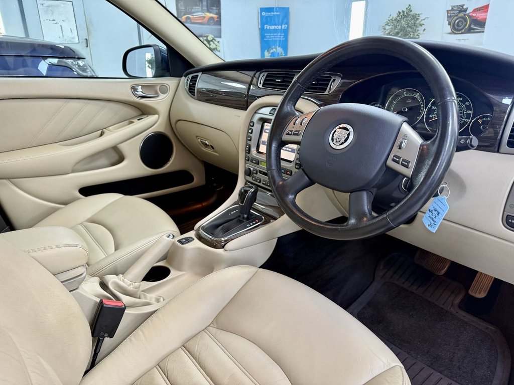 Used Jaguar X-Type 2009 for sale - 76256480: Photo 26