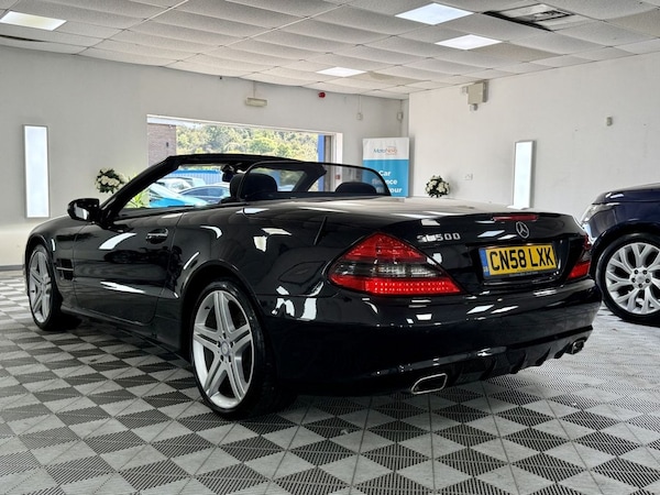 Used Mercedes-Benz SL 2008 for sale - 76106170: Photo 8