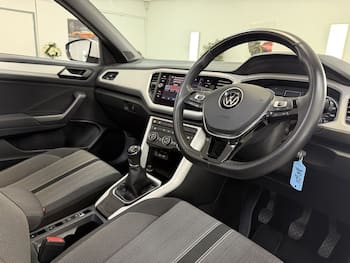 Used Volkswagen T-Roc 2021 for sale - 79695626: Photo