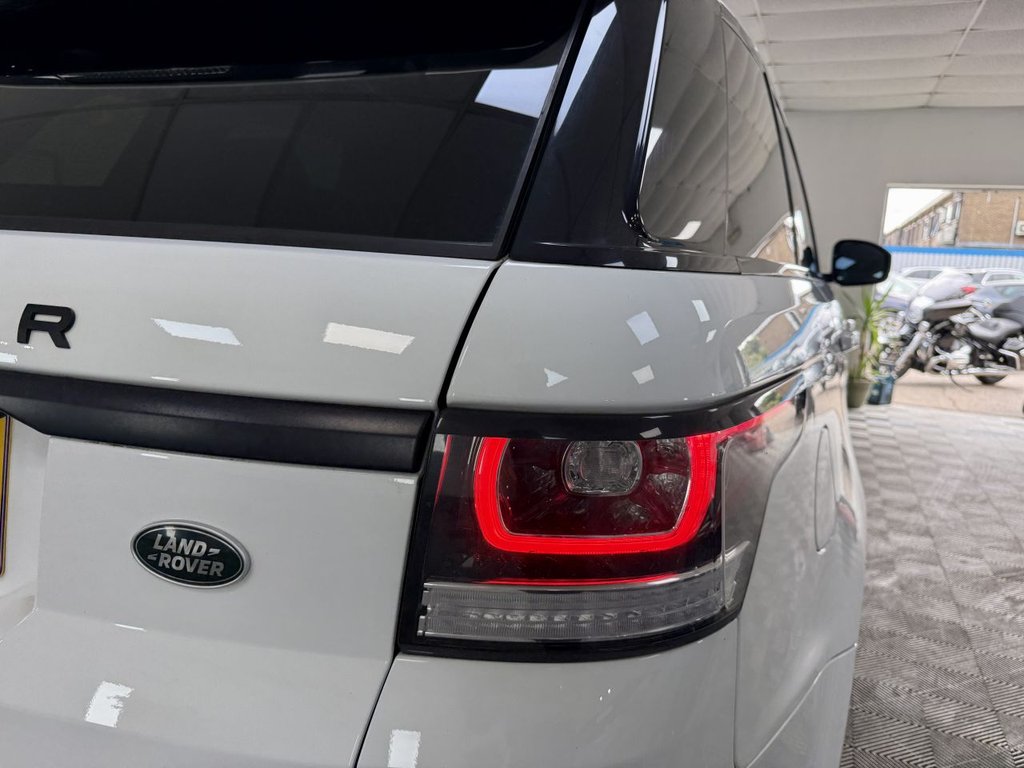 Used Land Rover Range Rover Sport 2016 for sale - 76430427: Photo 19