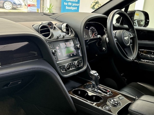 Used Bentley Bentayga 2019 for sale - 75502937: Photo 34