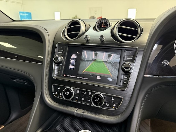 Used Bentley Bentayga 2019 for sale - 75502937: Photo 38
