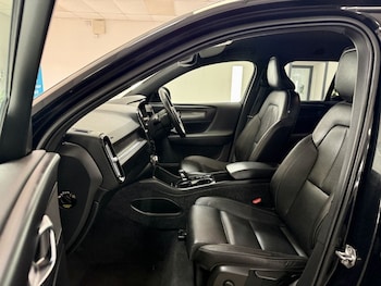 Used Volvo XC40 2021 for sale - 75911570: Photo