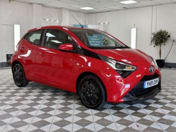 2019 (19) - 1.0 VVT-i x-play Hatchback 5dr Petrol Manual Euro 6 (Safety Sense) (71 ps)
