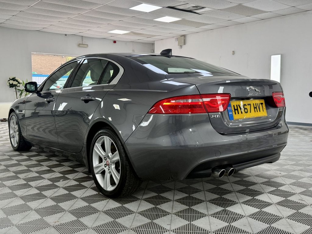 Used Jaguar XE 2017 for sale - 76118943: Photo 8