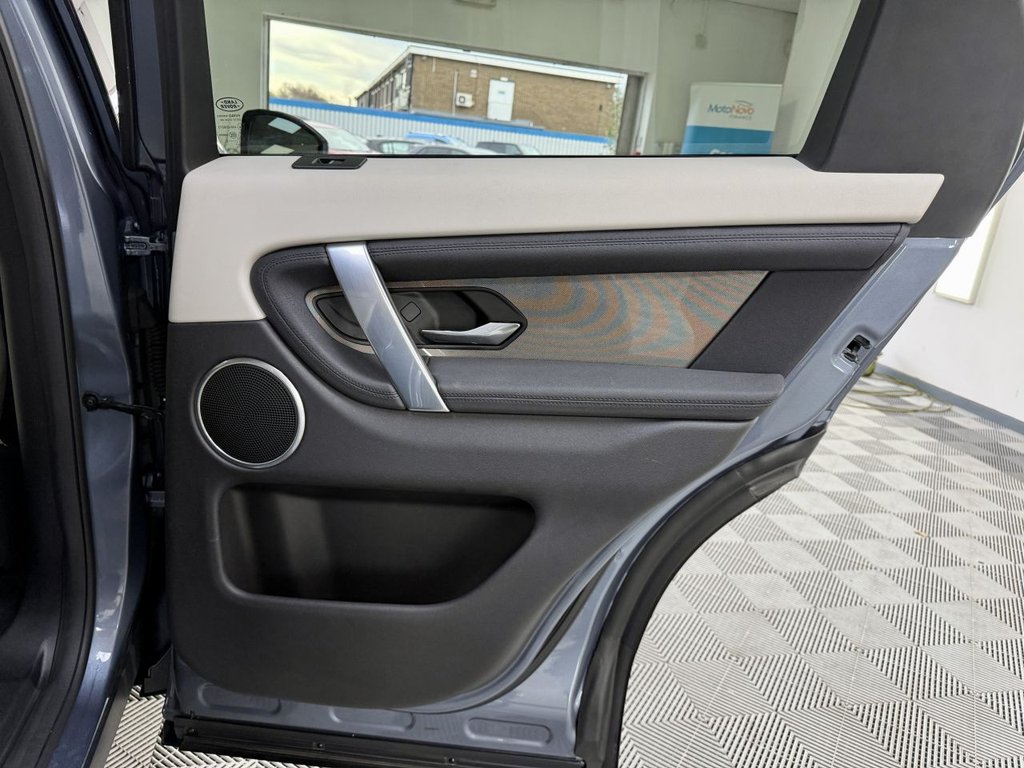 Used Land Rover Discovery Sport 2020 for sale - 77038286: Photo 24