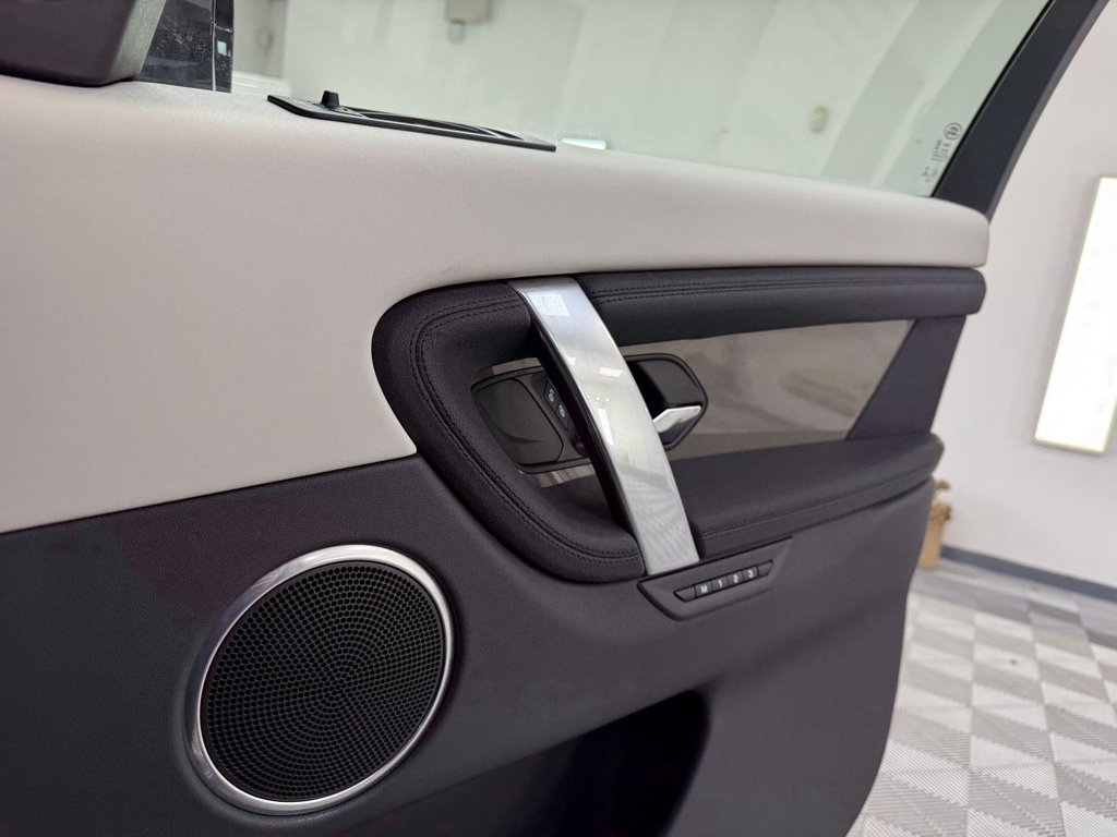 Used Land Rover Discovery Sport 2020 for sale - 77038286: Photo 37