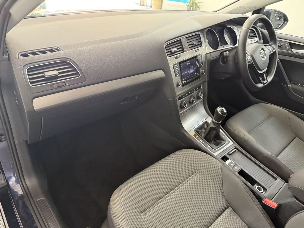 Used Volkswagen Golf 2015 for sale - 76783878: Photo 19