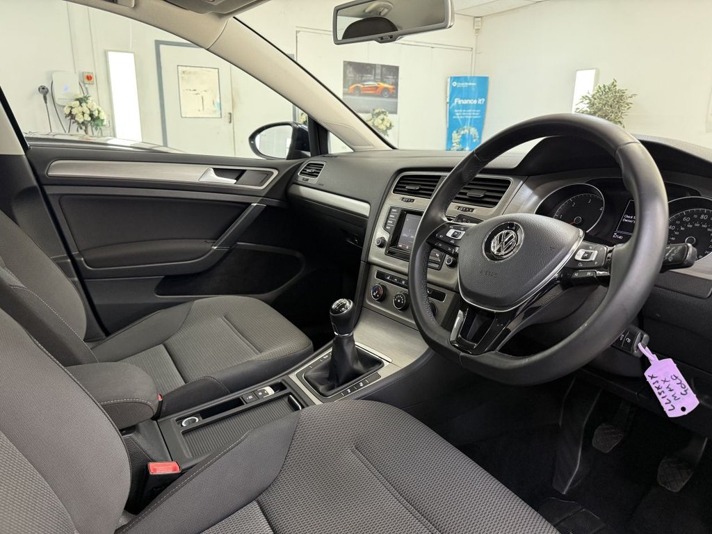 Used Volkswagen Golf 2015 for sale - 76783878: Photo 22