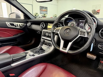 Used Mercedes-Benz SLK 2011 for sale - 79072554: Photo