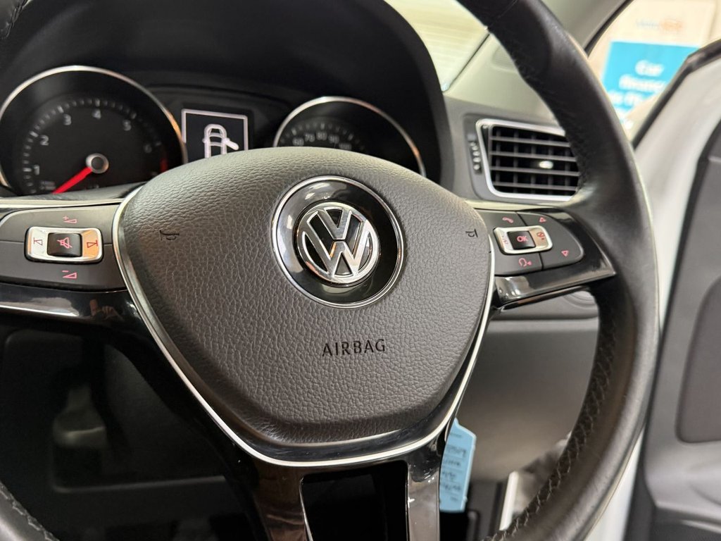 Used Volkswagen Polo 2014 for sale - 77557703: Photo 29