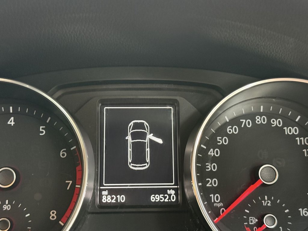 Used Volkswagen Polo 2014 for sale - 77557703: Photo 30