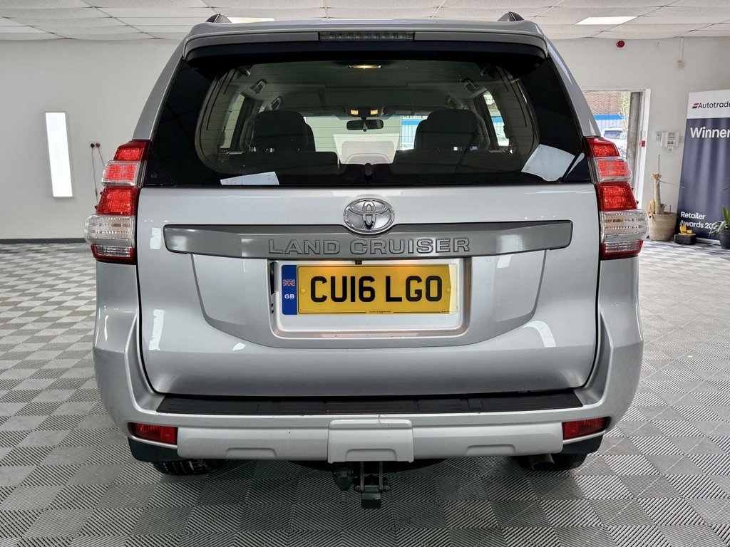 Used Toyota Land Cruiser 2016 for sale - 77821090: Photo 10