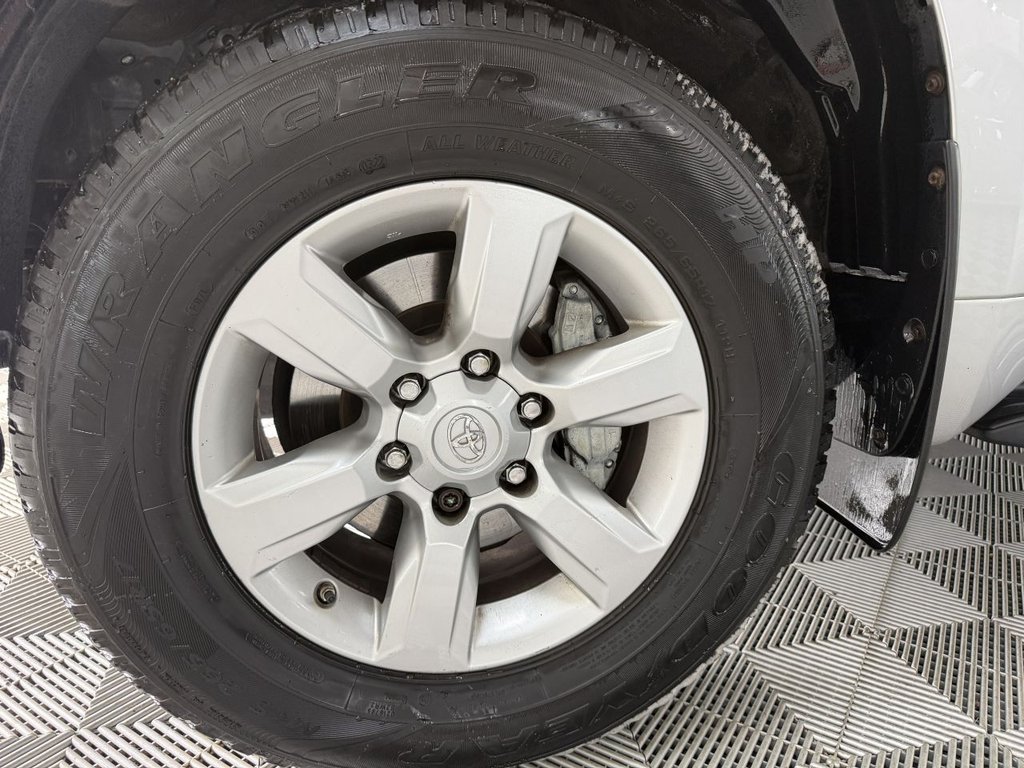 Used Toyota Land Cruiser 2016 for sale - 77821090: Photo 16