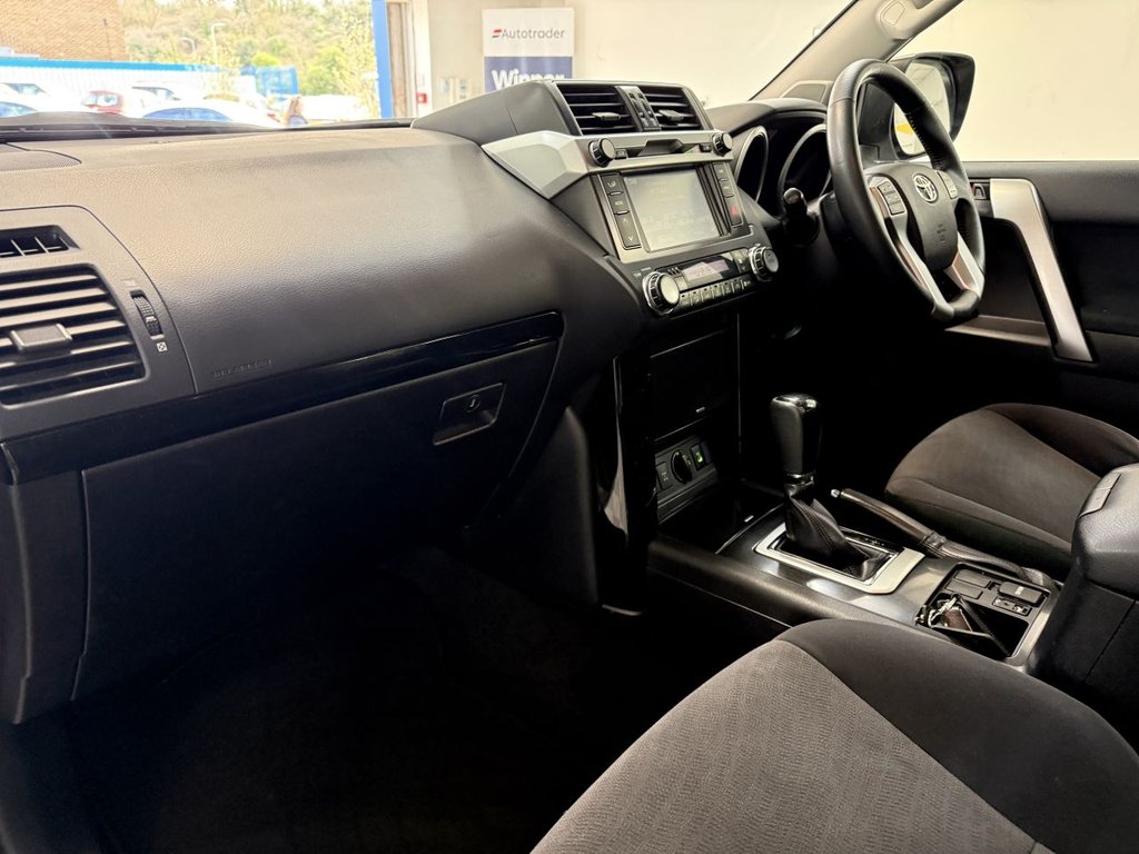 Used Toyota Land Cruiser 2016 for sale - 77821090: Photo 26