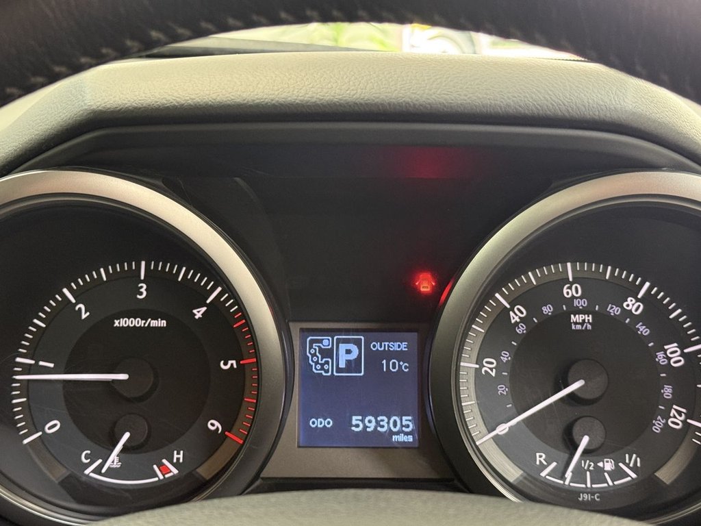 Used Toyota Land Cruiser 2016 for sale - 77821090: Photo 32