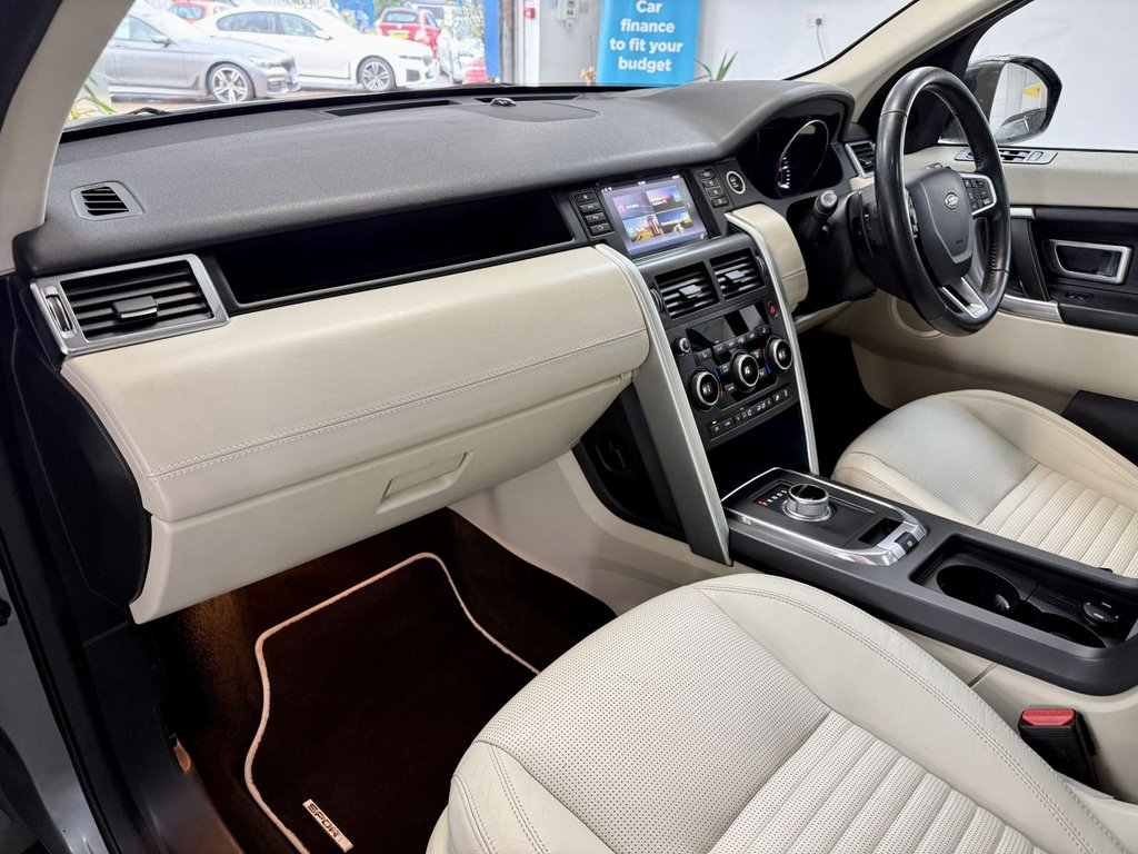 Used Land Rover Discovery Sport 2016 for sale - 77464264: Photo 34