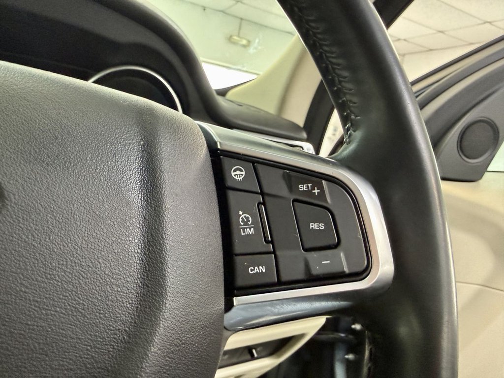 Used Land Rover Discovery Sport 2016 for sale - 77464264: Photo 46