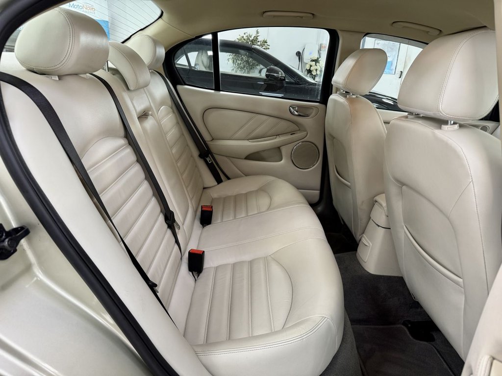 Used Jaguar X-Type 2009 for sale - 76439293: Photo 19