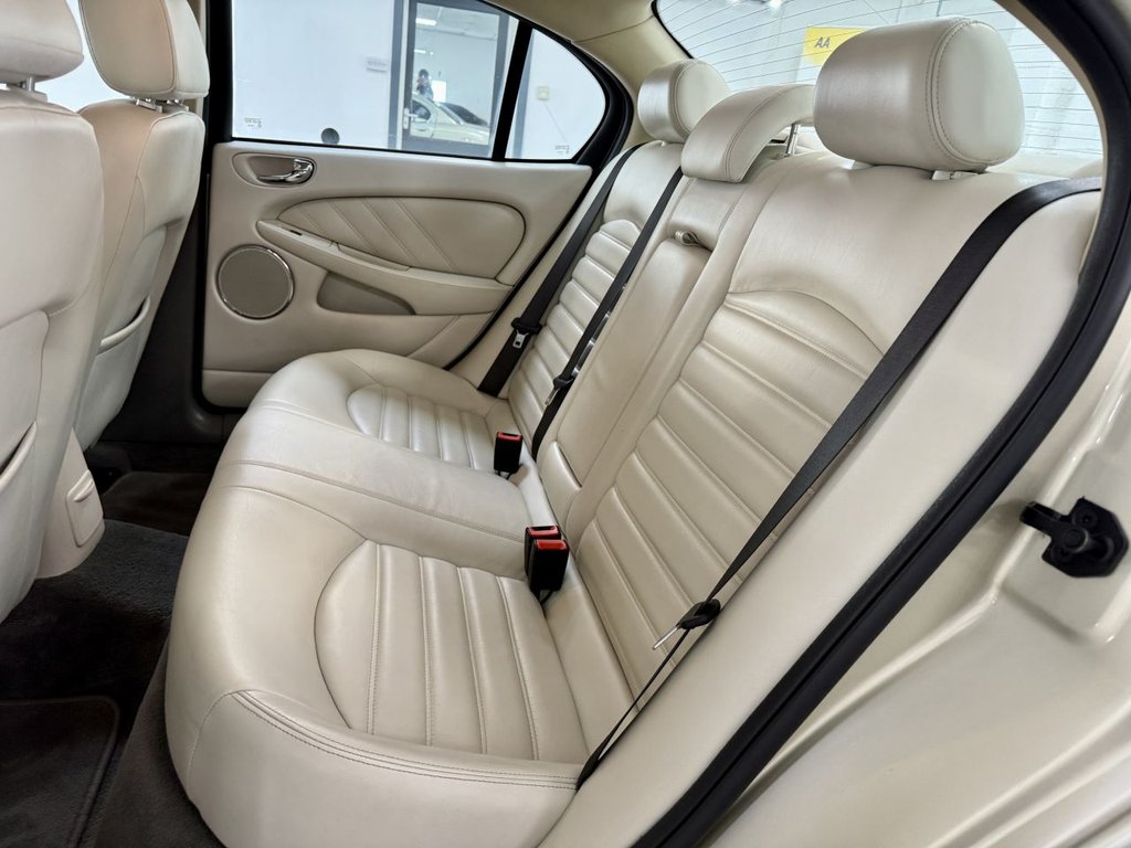 Used Jaguar X-Type 2009 for sale - 76439293: Photo 22