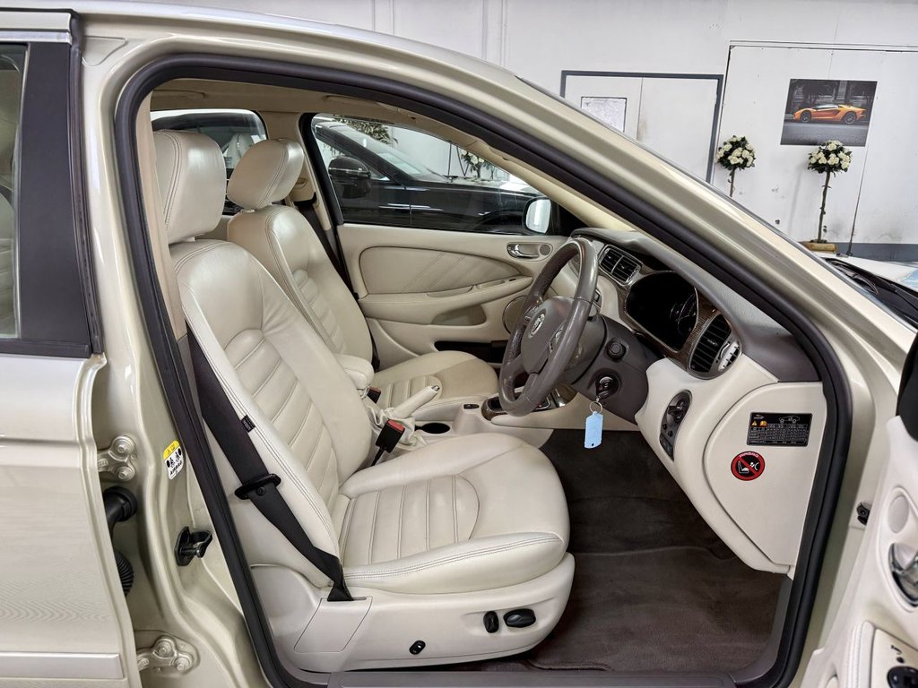 Used Jaguar X-Type 2009 for sale - 76439293: Photo 28