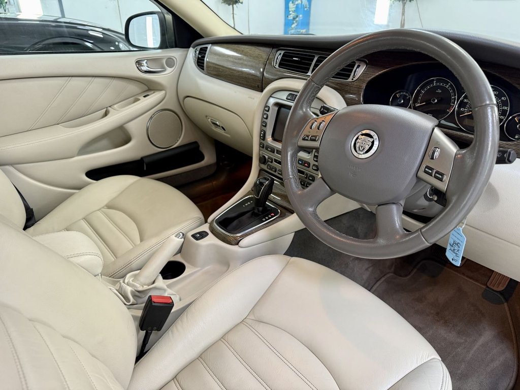 Used Jaguar X-Type 2009 for sale - 76439293: Photo 30