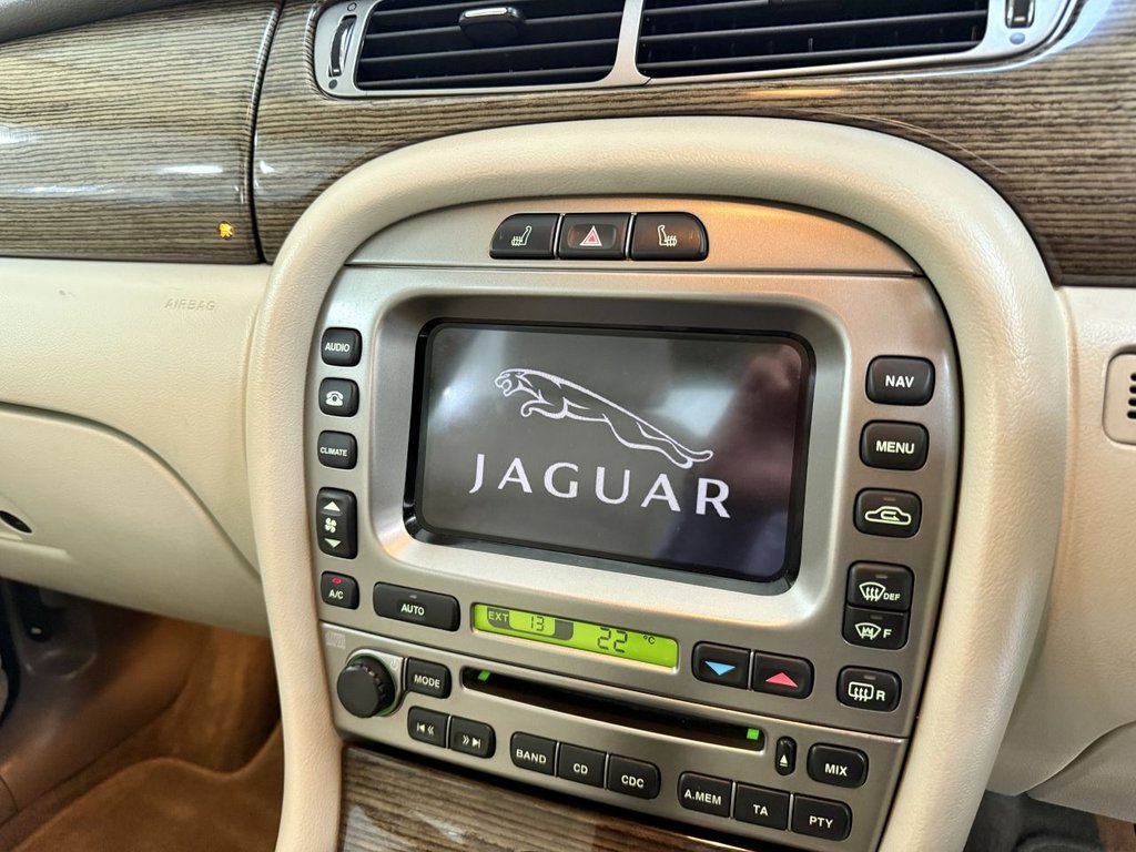 Used Jaguar X-Type 2009 for sale - 76439293: Photo 33